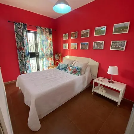 Almendros * מאלגה