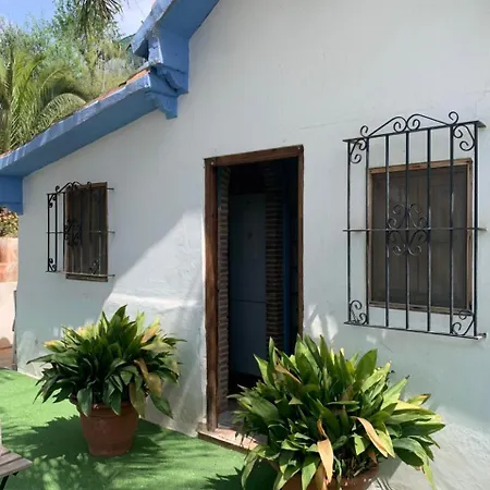 Almendros Chalet *