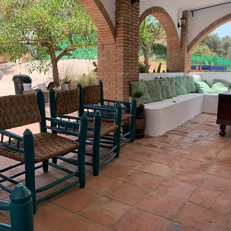 Chalet Almendros